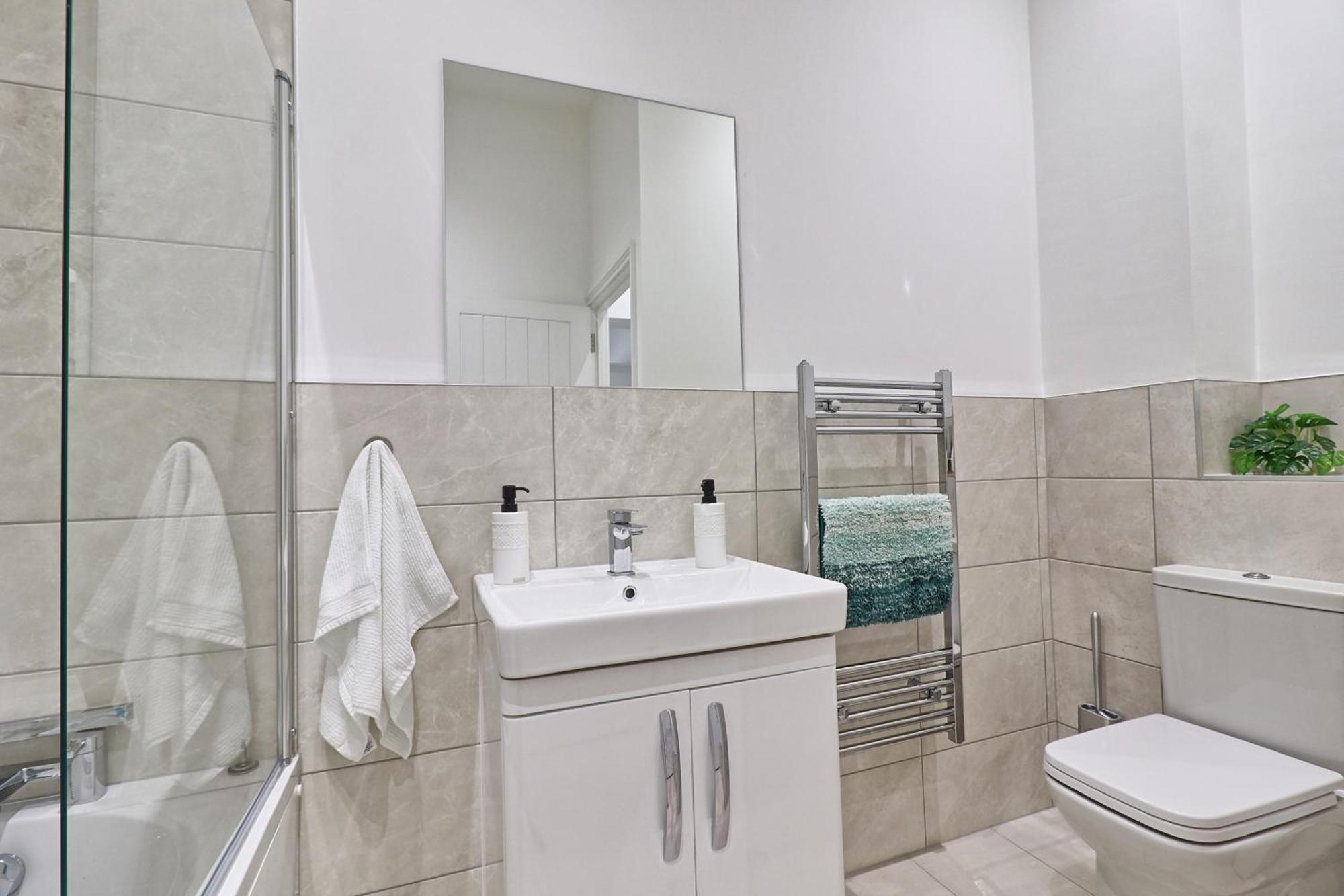 Chelmsford City Central Ground Floor Apartment Next To Town Centre Екстер'єр фото